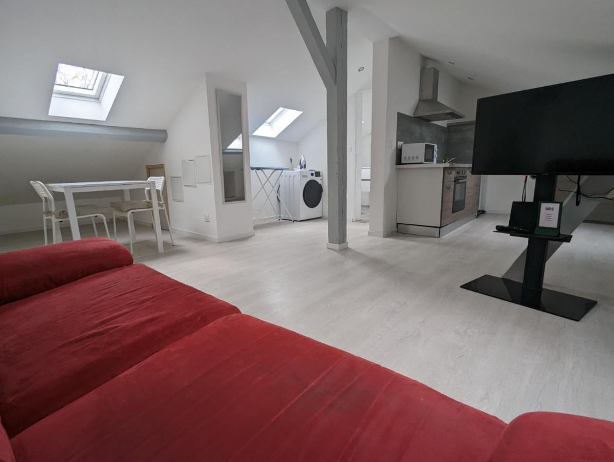 Le Thannois - Appartement 2 Chambres, Salon, Cuisine Equipee, Parking Et Wifi Gratuit Mulhouse Buitenkant foto